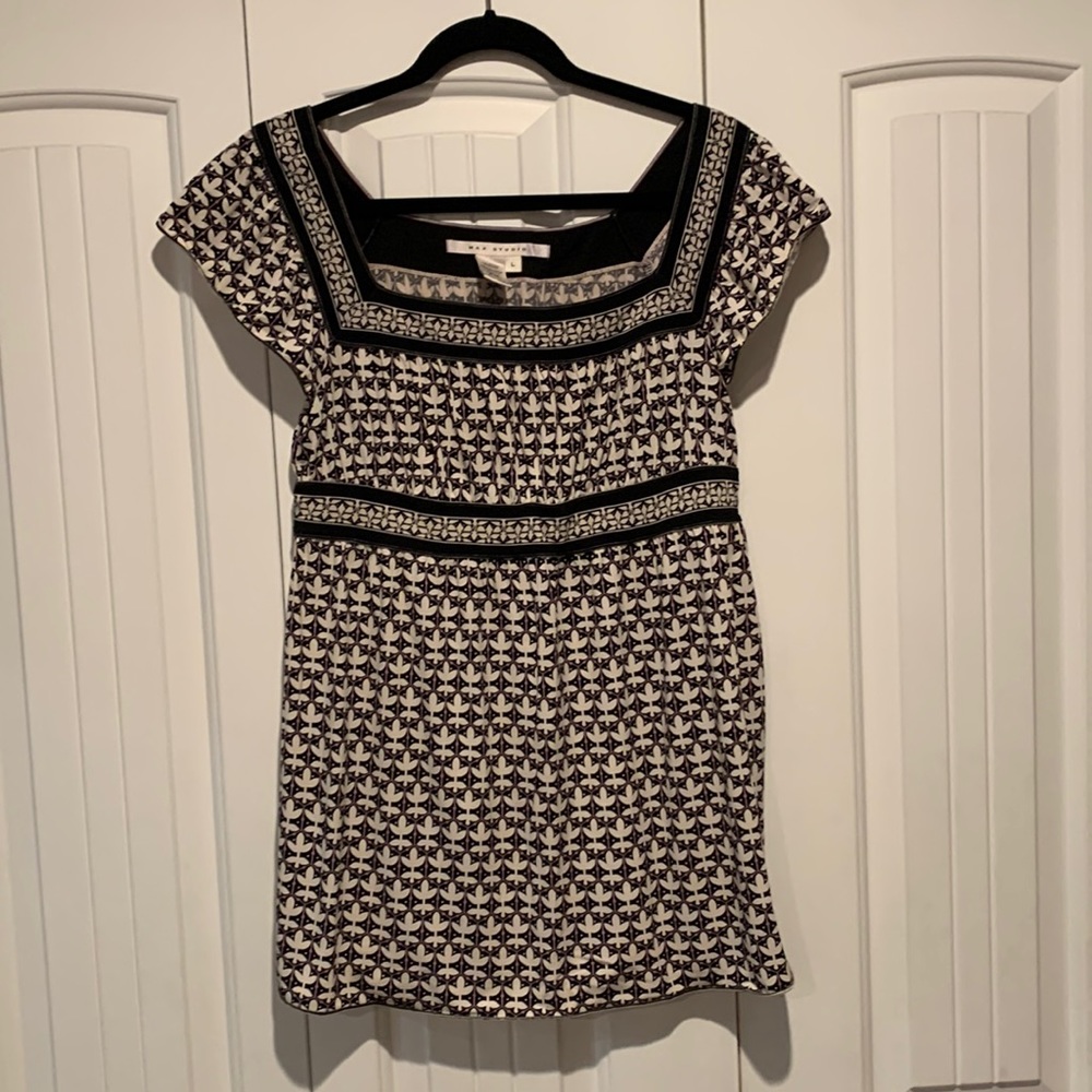 Max Studio Square neck empire waist cap sleeve blouse